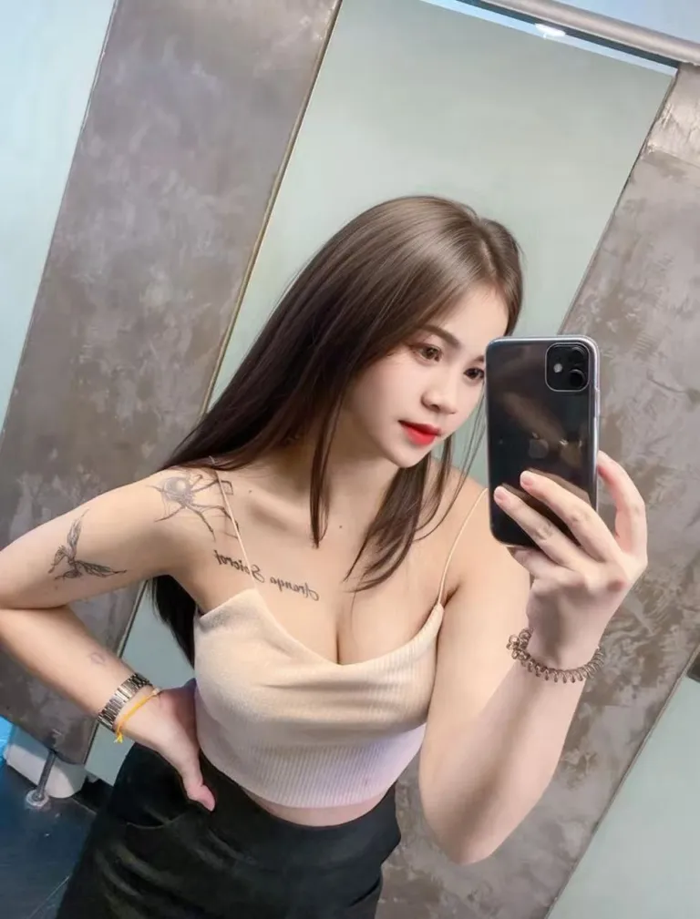 Dahlia KL Escort Now
