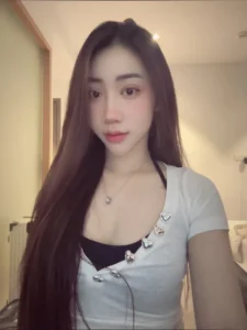 Picture of Lina